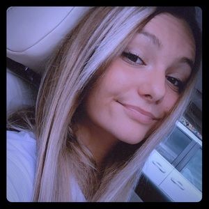 Meet your Posher, Madelyn